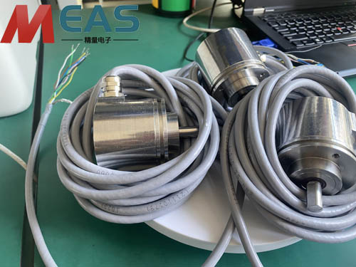 ���Kλ�Ƃ�������(y��ng)�M���ܜpС�L�S���L(zh��ng)�Ⱥ͌���