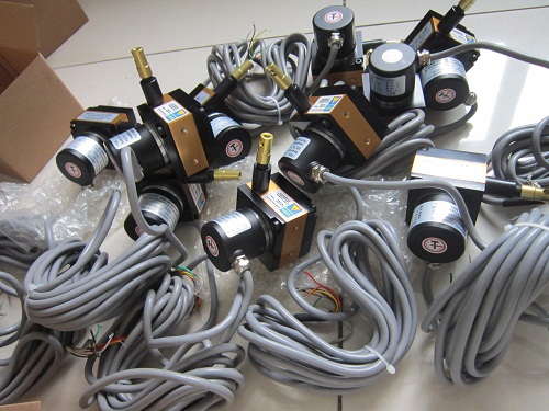 ���K����