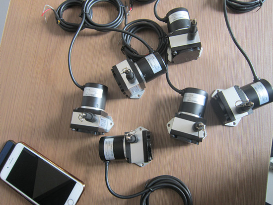 ��(sh��)�֜y���x������ͨ�Žӿ��ж��ٷN��